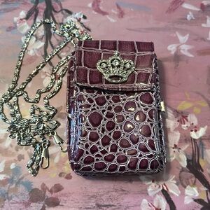 Purple Wallet with Attachable Chain NWOT